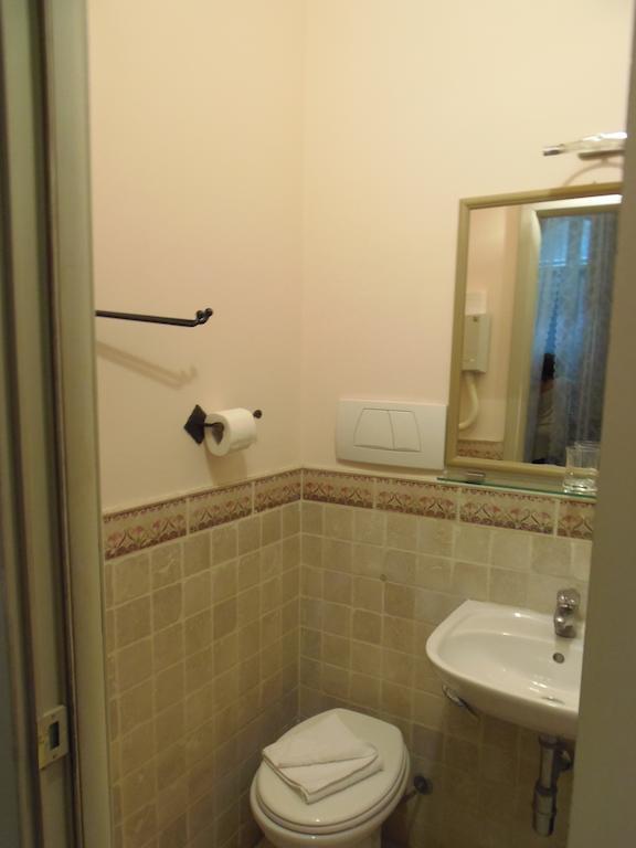 フィレンツェ ルレ デル デュオーモ Bed & Breakfast エクステリア 写真